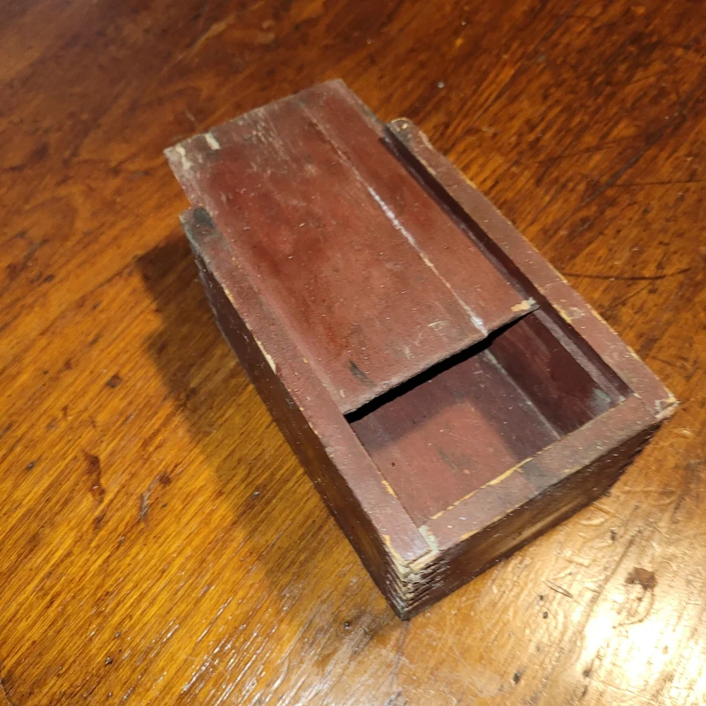 Vintage Wooden Box - Picture 4 of 7